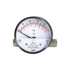 700.01 diferencialni manometer WIKA z magnetnim batom se uporablja pri merjenju tlaka plinskih in tekočih medijev.