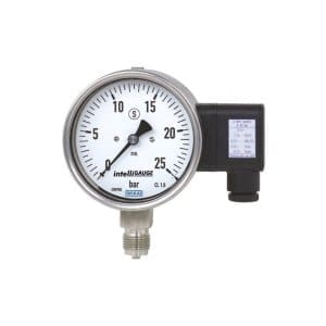 PGT23.160 bourdonov manometer z izhodnim signalom WIKA za procesno industrijo se uporablja pri merjenju tlaka plinskih in tekočih medijev.