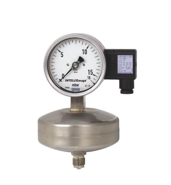 PGT63HP.100 kapsulski manometer z izhodnim signalom WIKA za procesno industrijo se uporablja pri merjenju tlaka plinskih in tekočih medijev.