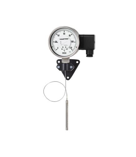 The TGT70 expansion thermometer with electrical output signal is used in any location where the process temperature needs to be displayed locally and there is a need to transmit the signal simultaneously to a central controller or remote control room.