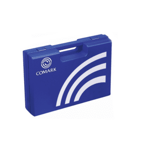 MC20 modri kovček srednje velikosti COMARK se uporablja kot zaščita in del kompleta za preverjanje kalibracije KM820/VKIT.